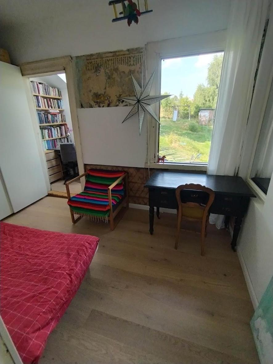 Hillside View House With Garden, Private Parking, Quiet Location - 12 Min To Old Town Anytime, Long Stays Welcome Vilnius Exterior foto